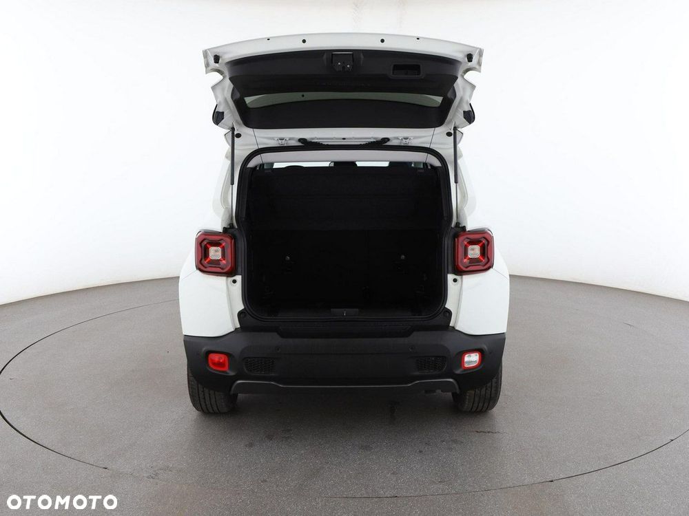 Jeep Renegade - 19