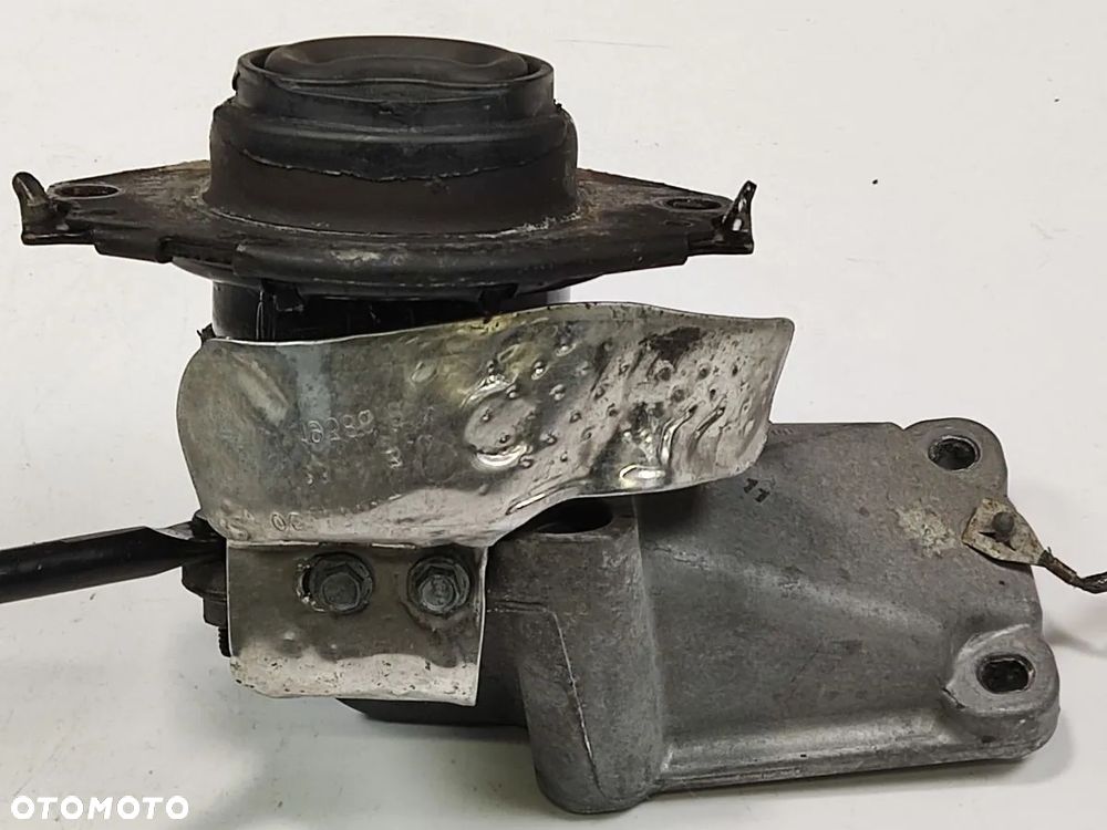 JEEP GRAND CHEROKEE WK2 6.4 SRT 16-21r Poduszka Łapa Silnika Skrzyni - 2