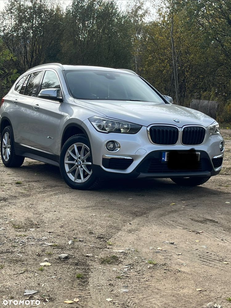 BMW X1 sDrive16d Sport Line - 16