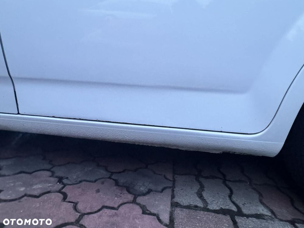 Ford Mondeo 2.0 Ghia - 23