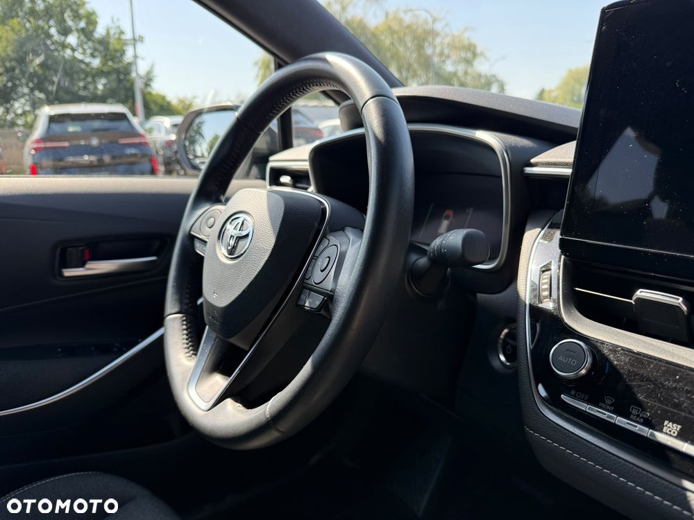 Toyota Corolla 1.8 Hybrid Comfort - 18