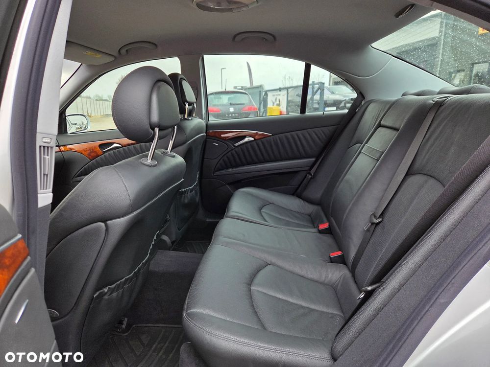 Mercedes-Benz Klasa E 200 Kompressor Automatik Elegance Sport Edition - 12