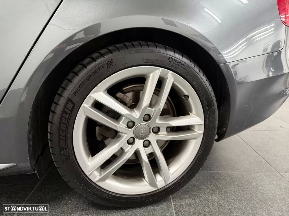 Audi A4 Avant 2.0 TDI Multitronic S-line - 21