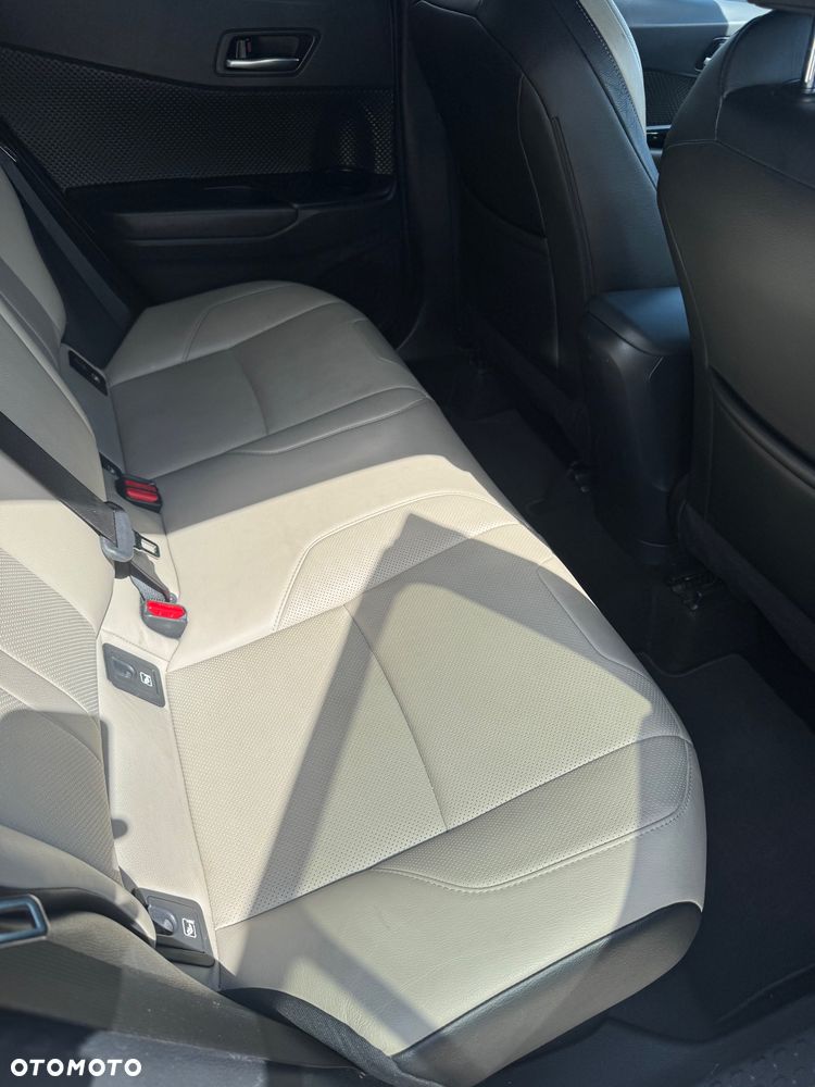 Toyota C-HR 2.0 Hybrid Executive - 10