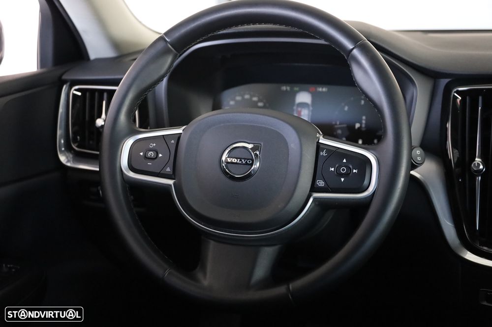 Volvo V60 2.0 B4 Momentum Plus Geartronic - 17