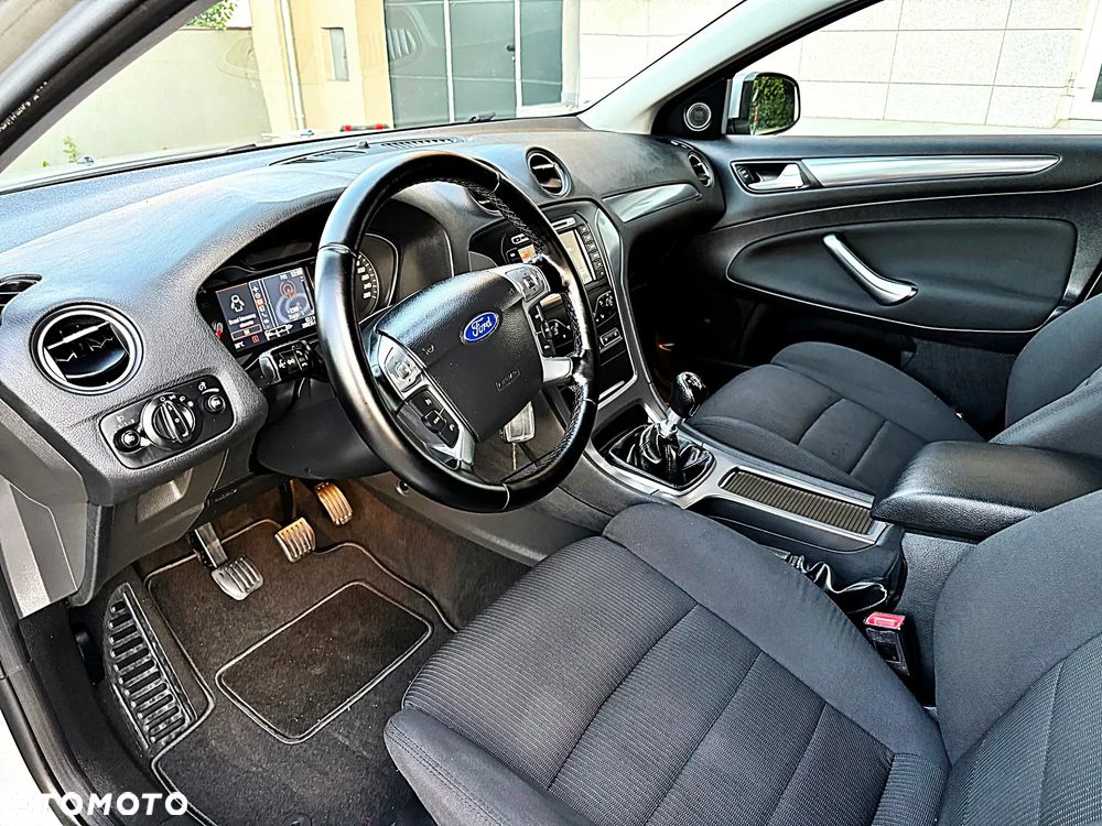 Ford Mondeo 2.0 TDCi Titanium S - 19