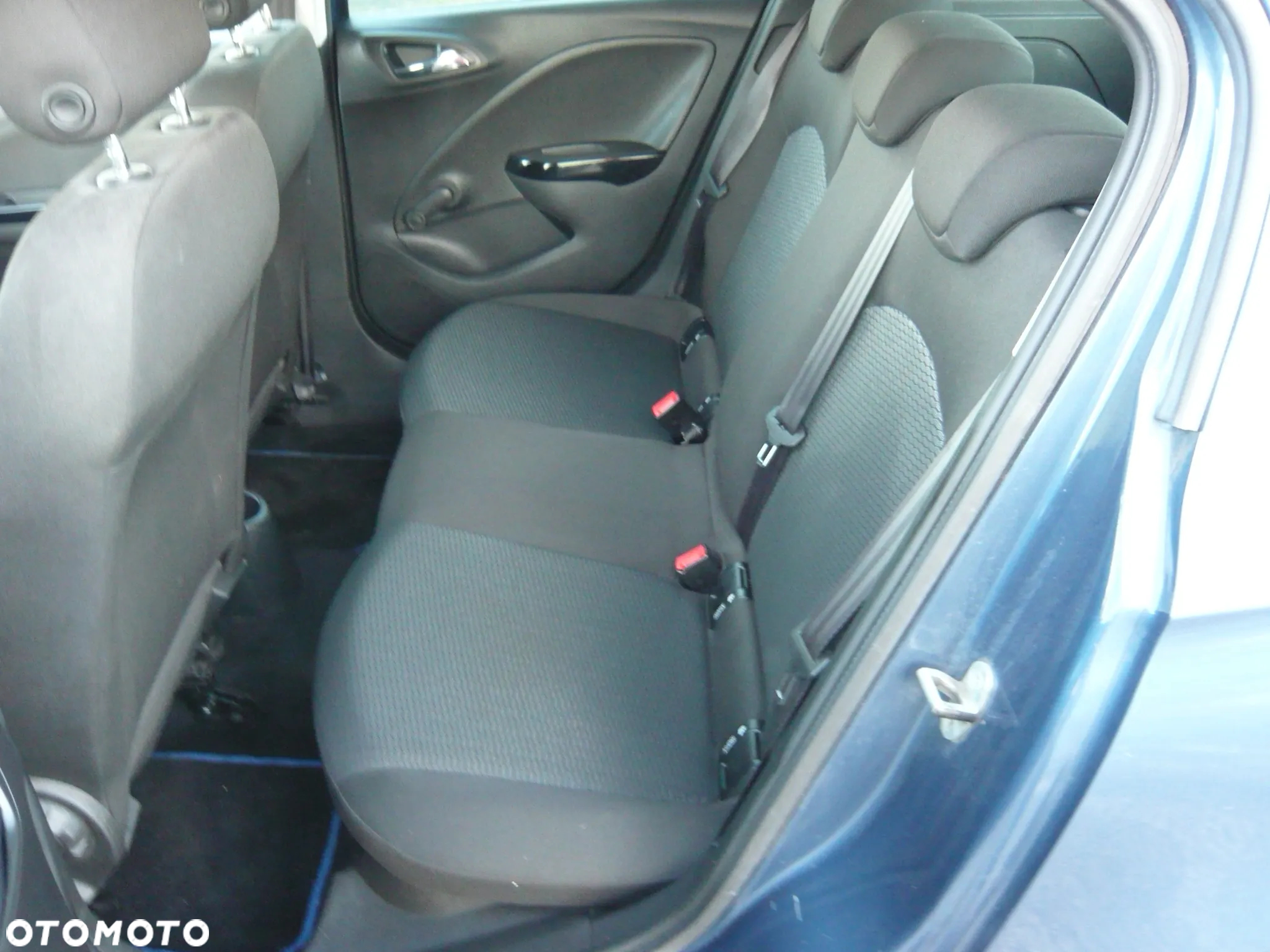 Opel Corsa 1.4 Active - 19