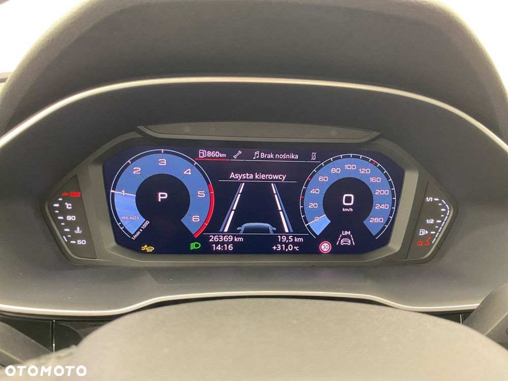 Audi Q3 - 16