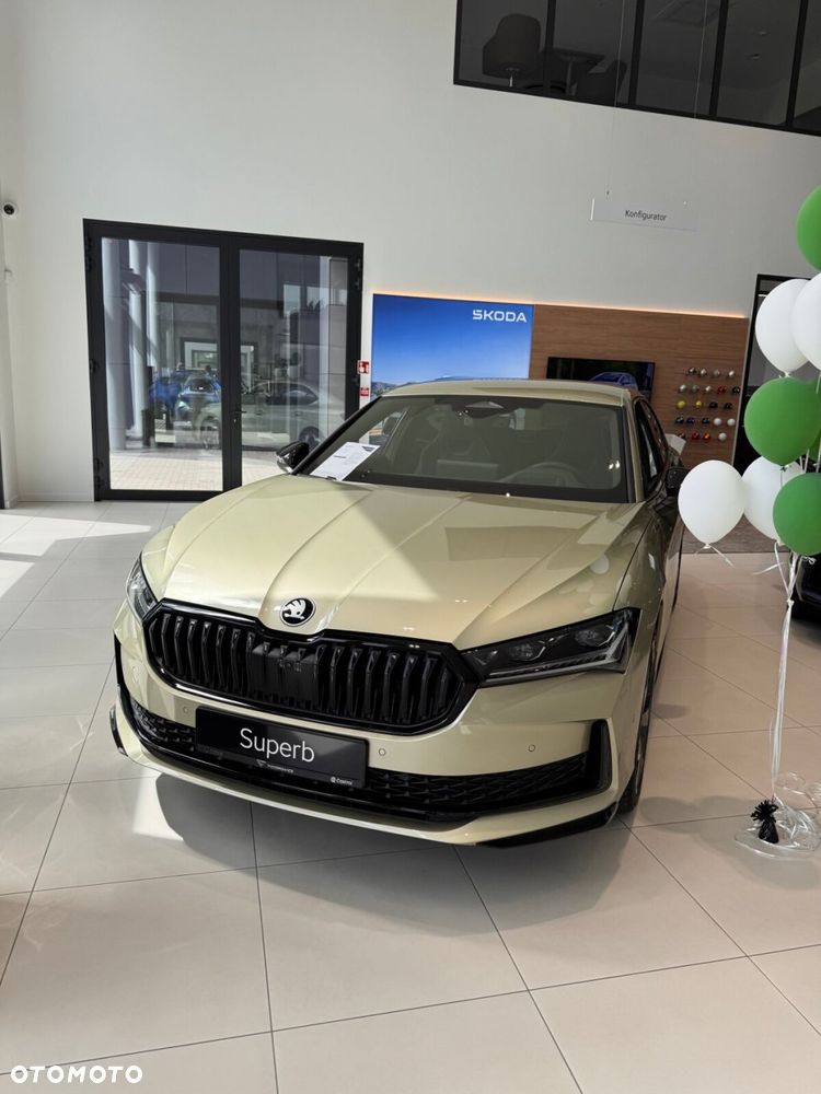 Skoda Superb - 1