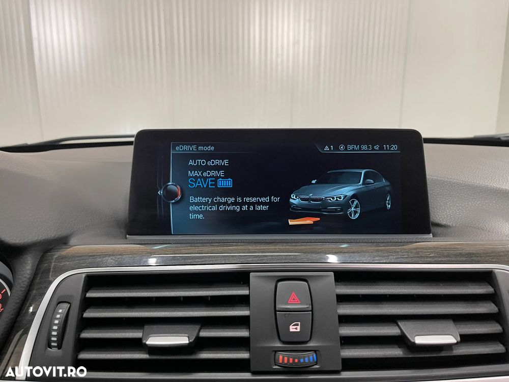 BMW Seria 3 330e iPerformance Luxury Line - 14