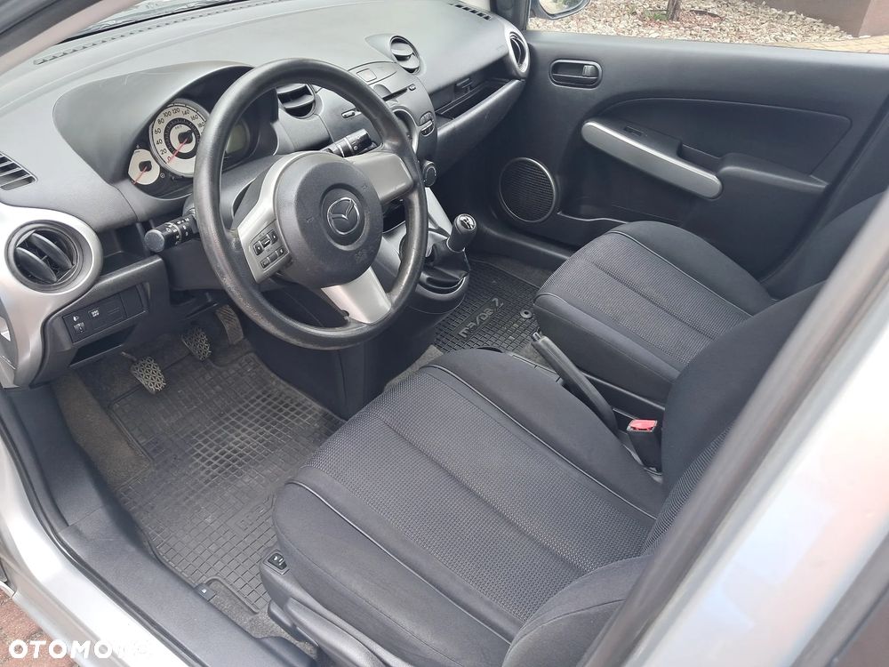 Mazda 2 1.3 Dynamic - 5
