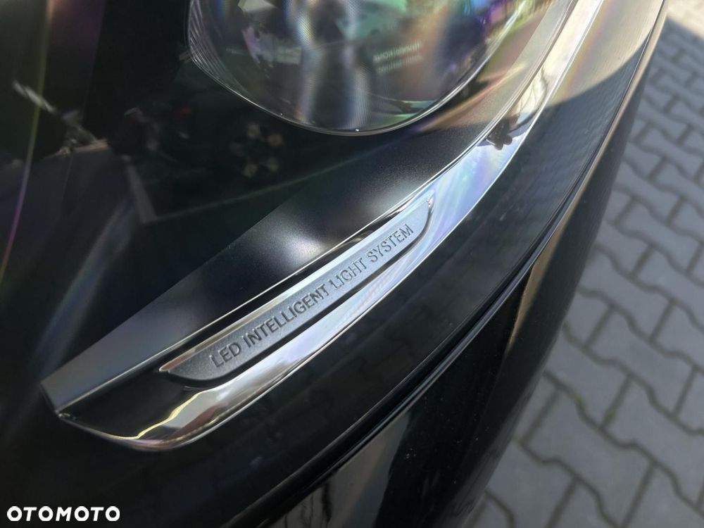 Mercedes-Benz GLC - 12