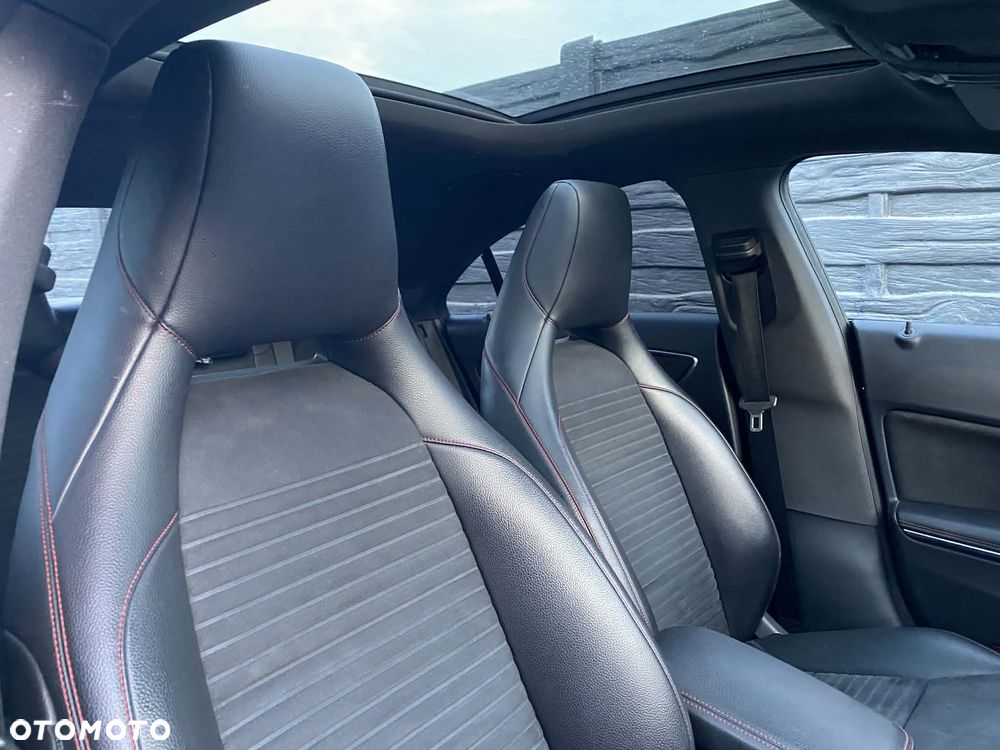 Mercedes-Benz CLA 220 CDI 7G-DCT AMG Line - 10