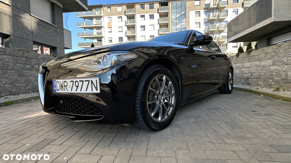 Alfa Romeo Giulia 2.0 Turbo 16V AT8-Q4 Veloce Ti - 30