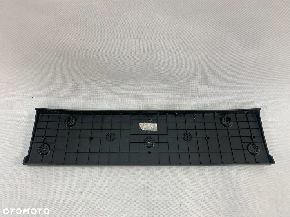 Hyundai Kona II 23r Ramka pod tablice rejestracyjna zderzak 2023 - 2