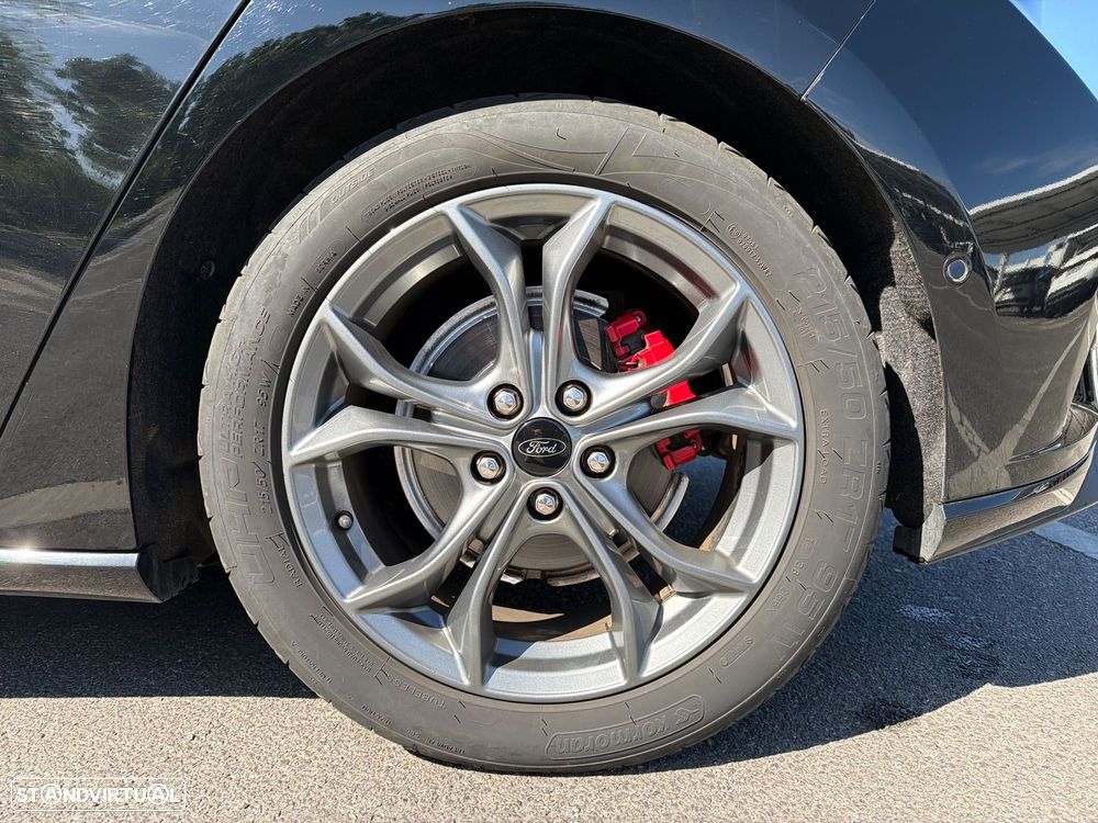 Ford Focus 1.5 TDCi ST-Line - 4