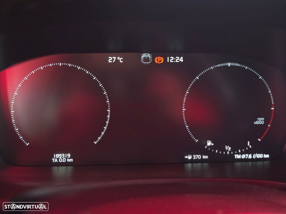 Volvo V90 2.0 D4 R-Design Geartronic - 36