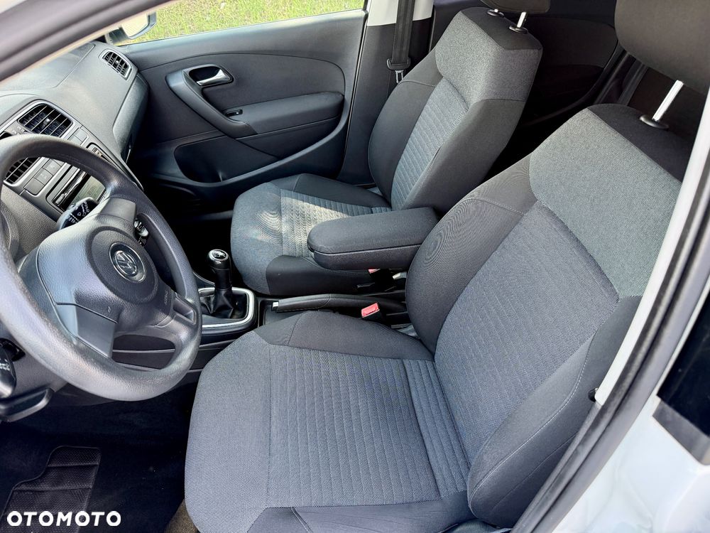 Volkswagen Polo - 9
