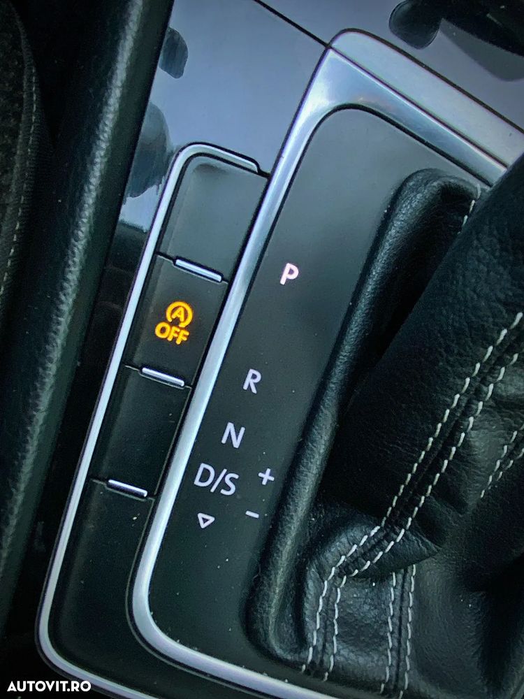 Volkswagen Golf 1.6 TDI DSG Join - 33