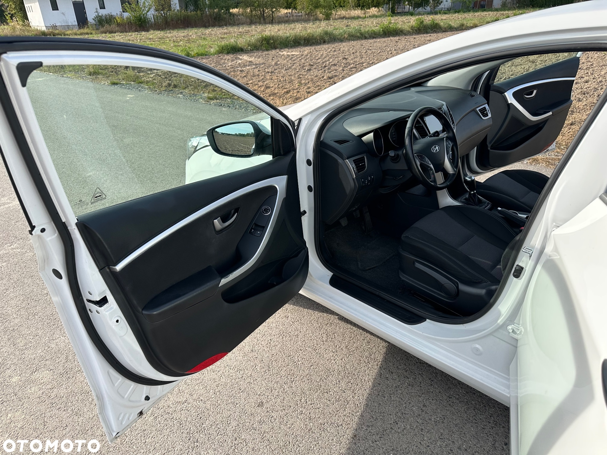 Hyundai i30 1.6 GDI BlueDrive Go - 23
