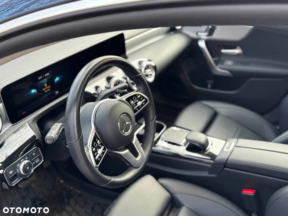 Mercedes-Benz CLA 250 4Matic 7G-DCT Edition 2020 - 19