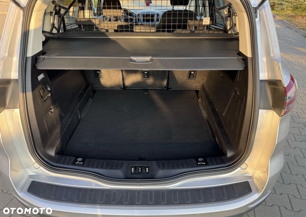 Ford S-Max 2.0 TDCi Titanium - 9