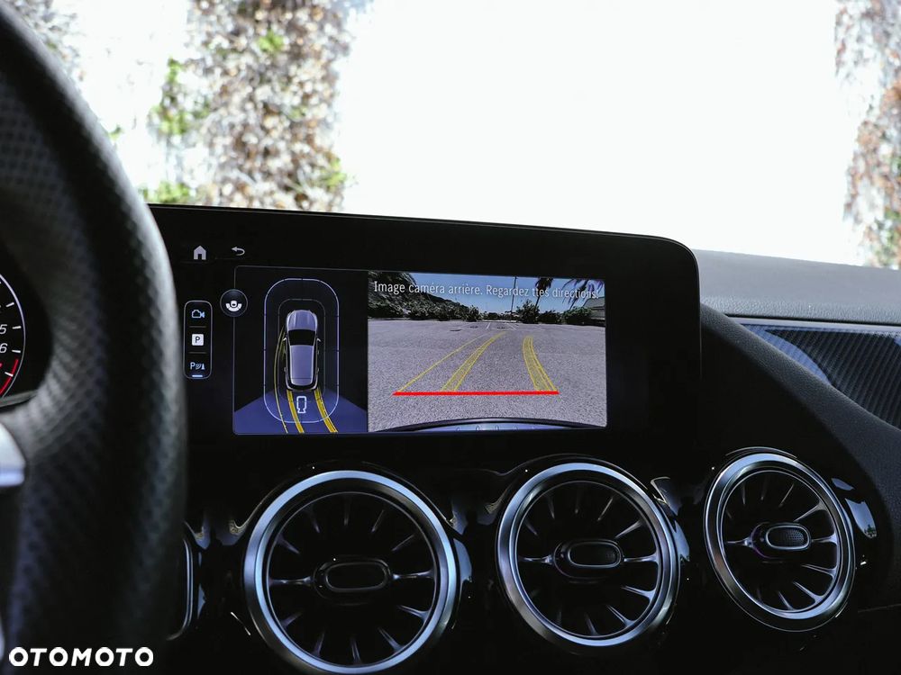 Mercedes-Benz GLA 250e AMG Line - 33