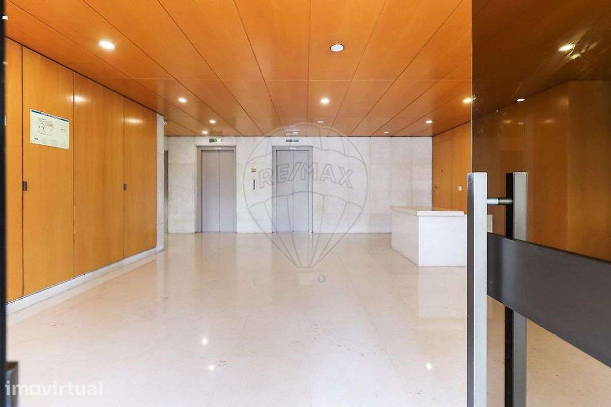 Apartamento T4 para venda - Grande imagem: 3/8