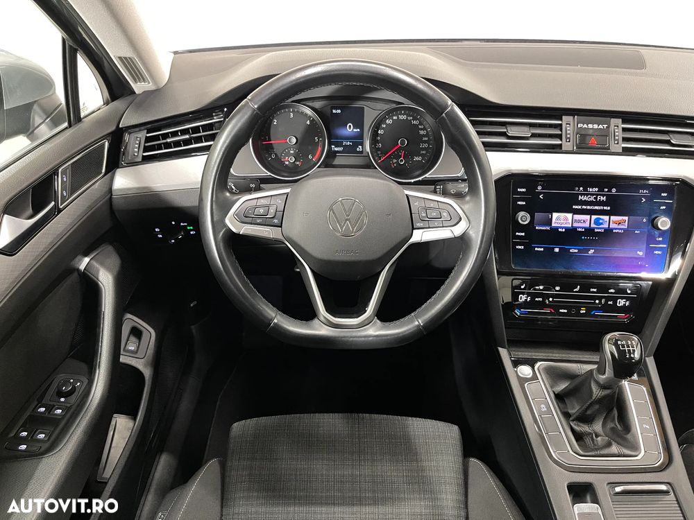 Volkswagen Passat 2.0 TDI Comfortline - 7