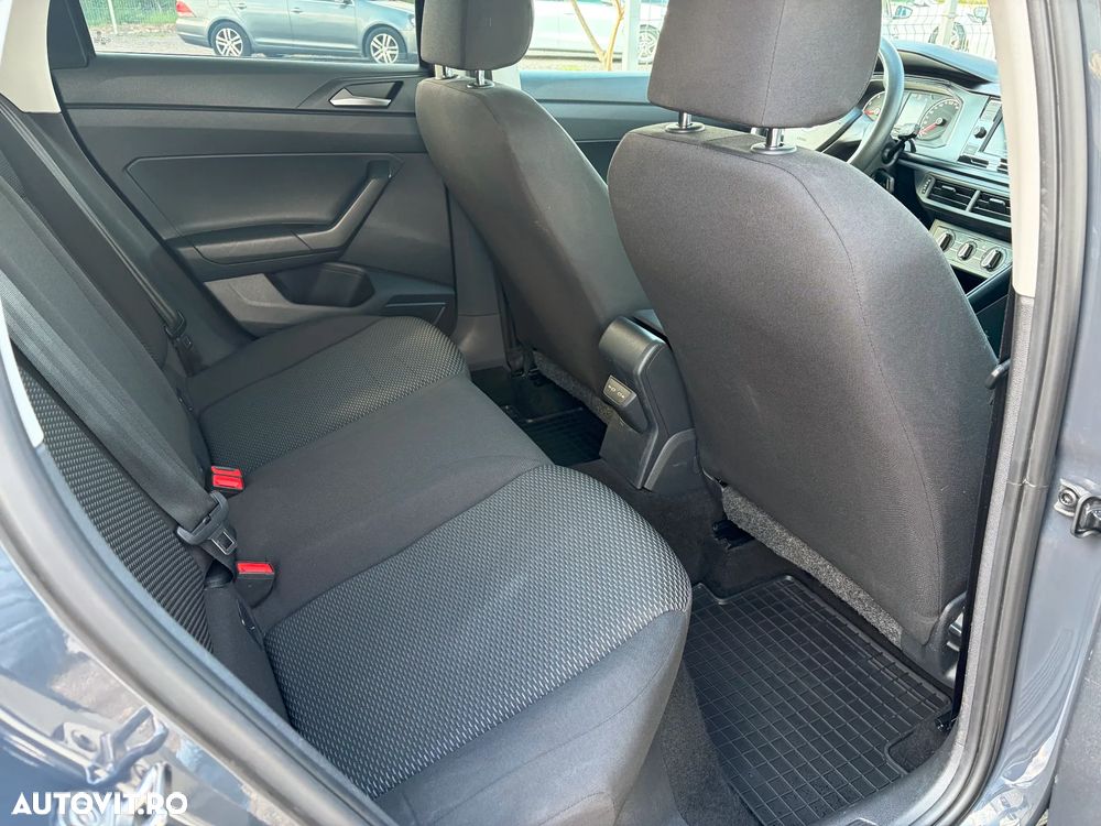 Volkswagen Polo 1.0 Trendline - 29