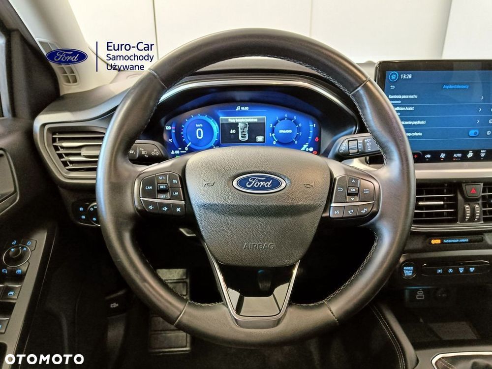 Ford Focus 1.0 EcoBoost Titanium X - 19
