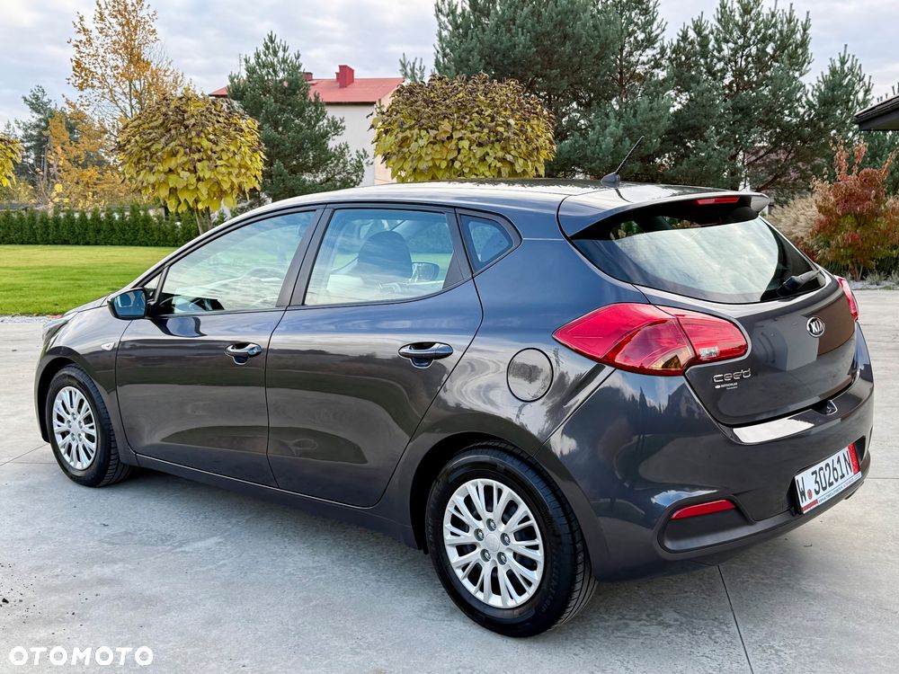 Kia Ceed 1.4 CVVT Attract - 8