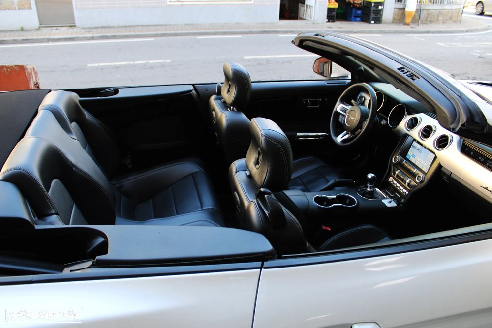 Ford Mustang Cabrio 2.3 Eco Boost - 51