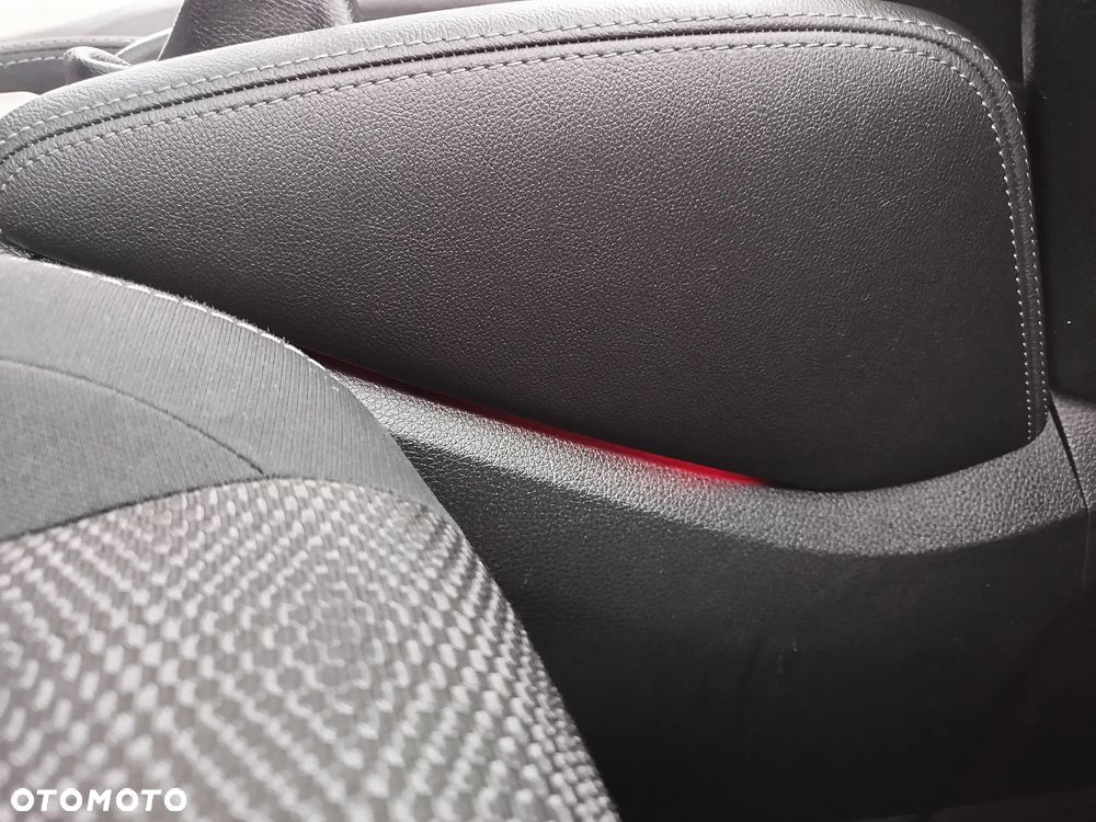 Nissan Qashqai 1.2 DIG-T TEKNA+ - 21