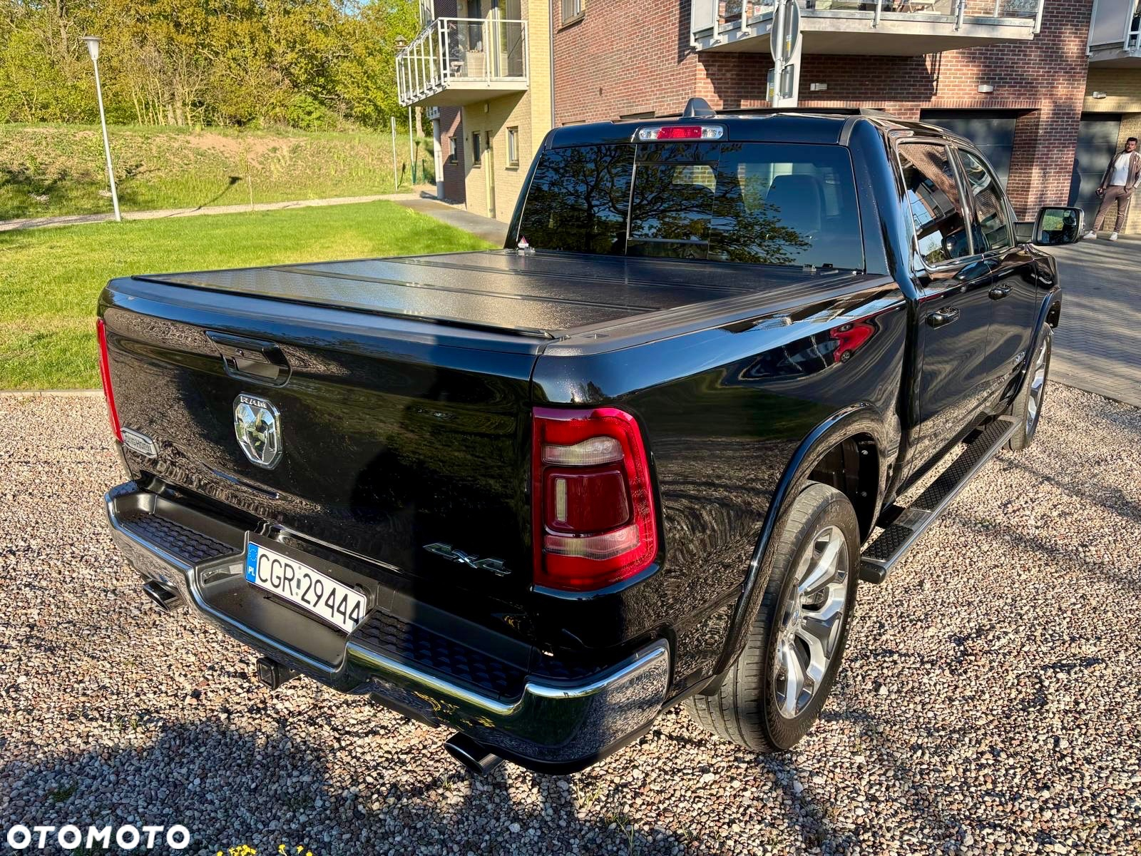 RAM 1500 Crew Cab Longhorn - 4
