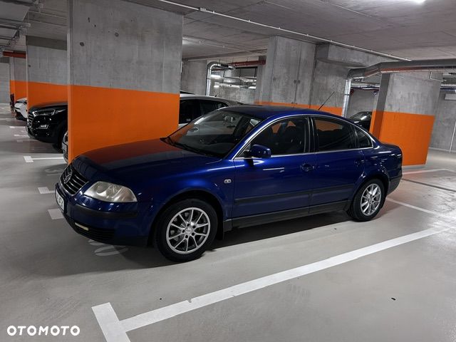 Volkswagen Passat 1.8T Comfortline - 3