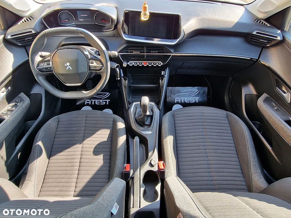 Peugeot 208 1.2 PureTech Style S&S - 9