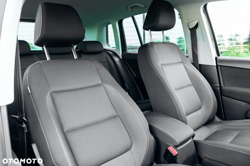 Volkswagen Tiguan 1.4 TSI BlueMot Trend&Fun - 28