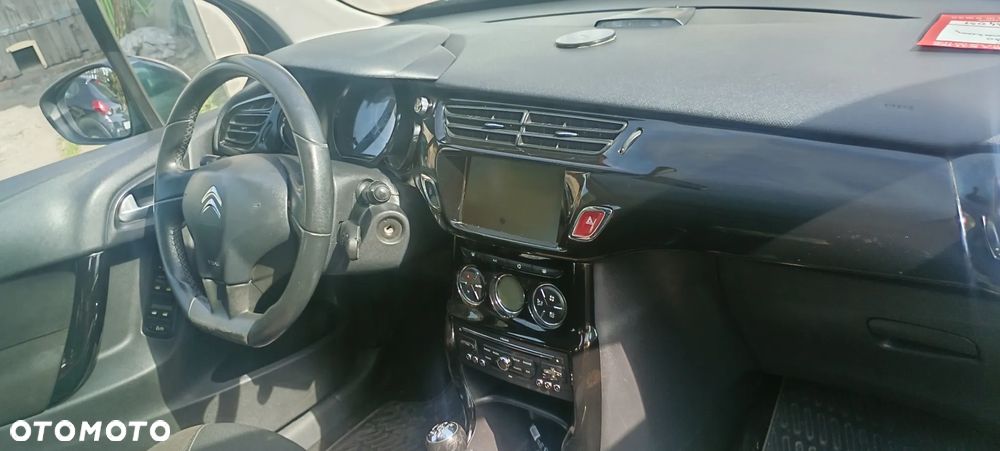 Citroën C3 1.6 e-HDi Exclusive - 3