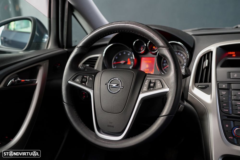 Opel Astra 1.4 Cosmo S/S - 22