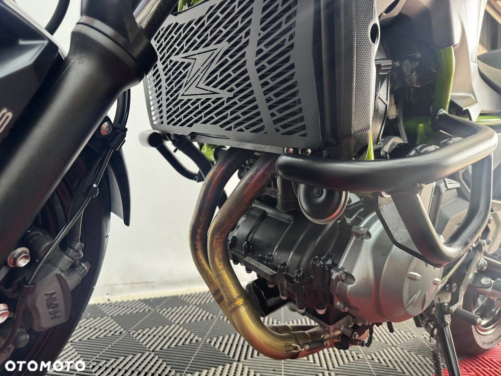Kawasaki Z 650 - 15