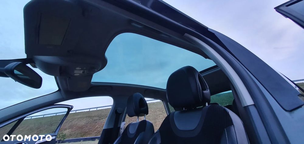 Citroën C4 2.0 HDi Exclusive - 18