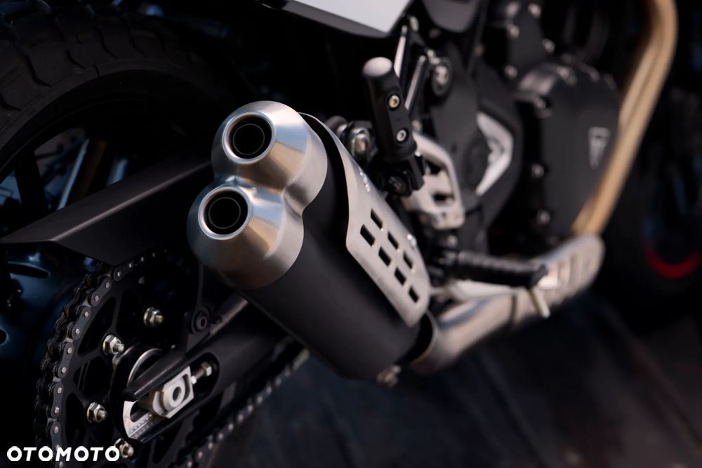 Triumph Speed Twin - 19