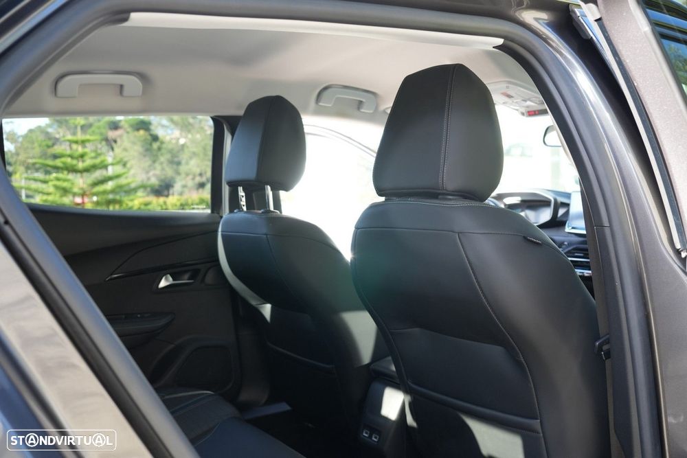 Peugeot 2008 1.2 PureTech Allure Pack - 25