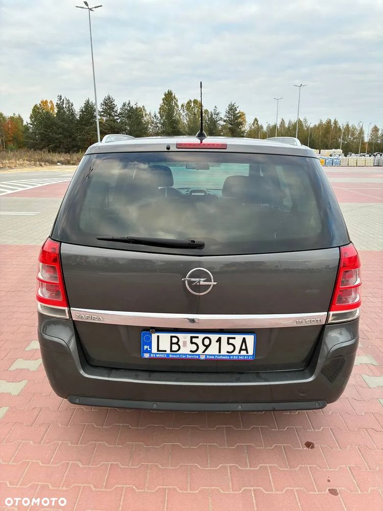 Opel Zafira - 4