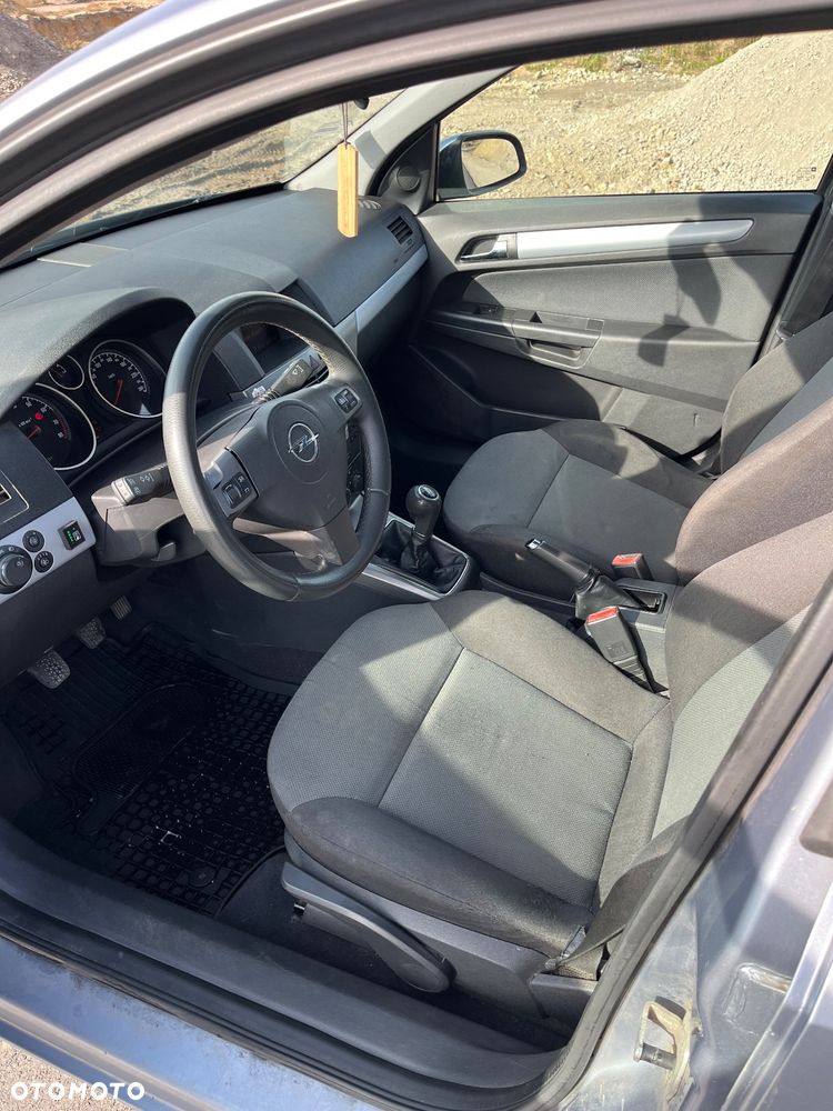 Opel Astra - 8