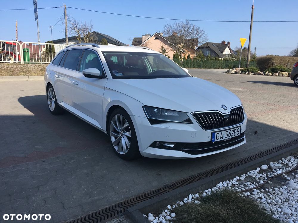 Skoda Superb 2.0 TSI 4x4 Ambition DSG - 2