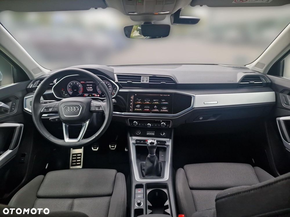 Audi Q3 35 TFSI - 11