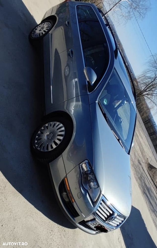 Volkswagen Passat 2.0 TDI Comfortline DPF BlueMotion Technology - 1