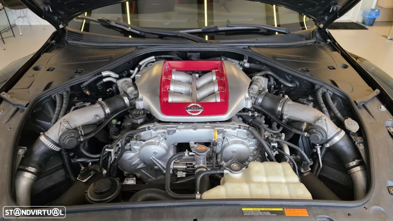 Nissan GT-R - 28
